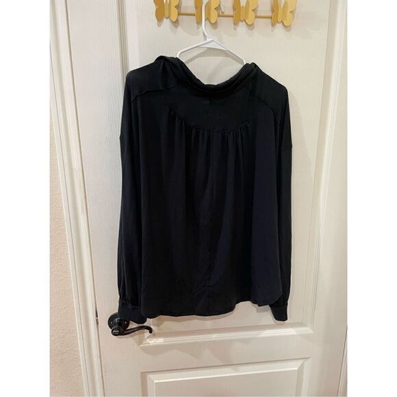 NWOT We the Free Blouse size small - Picture 4 of 4